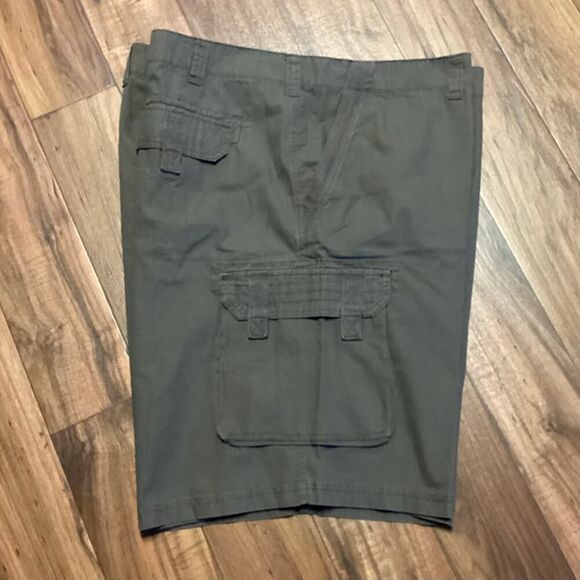 True Nation Men's Cargo Shorts in Washed Brown Size 52 NWT - Picture 7 of 10